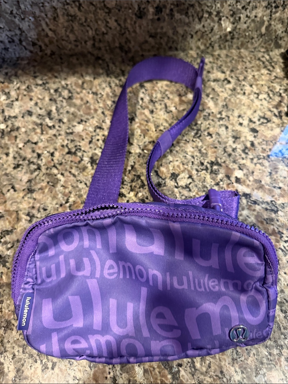 lululemon athletica Kids Purple Logo Swim Pouch with Strap